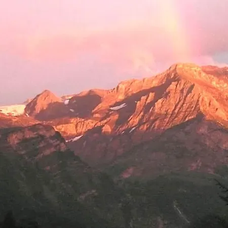Panorama Oda ve Kahvaltı 4*