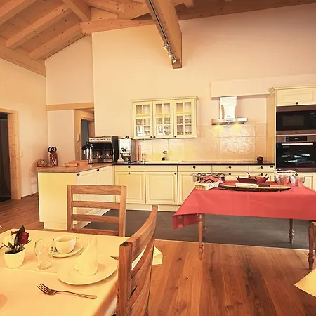 Panorama 4* Γκστάαντ