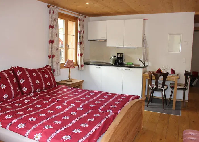 Panorama Bed & Breakfast Gstaad